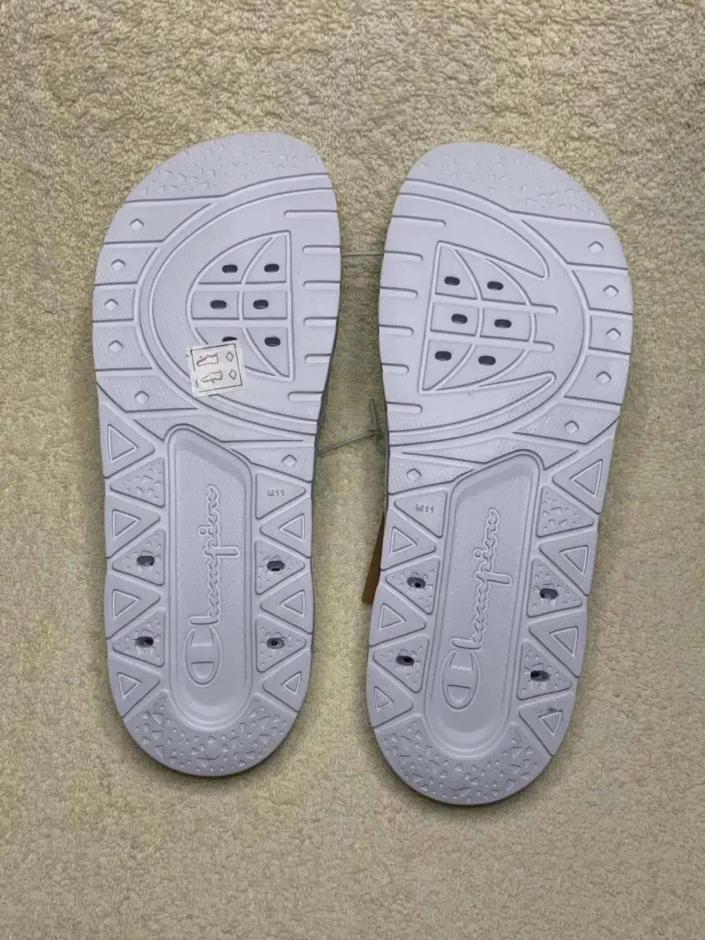 Champion IPO  Slides Men’s Size 14